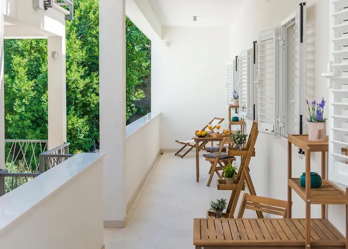 Sunset Premium Residence I